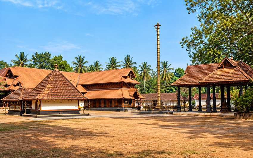Pandalam Mahadeva Temple